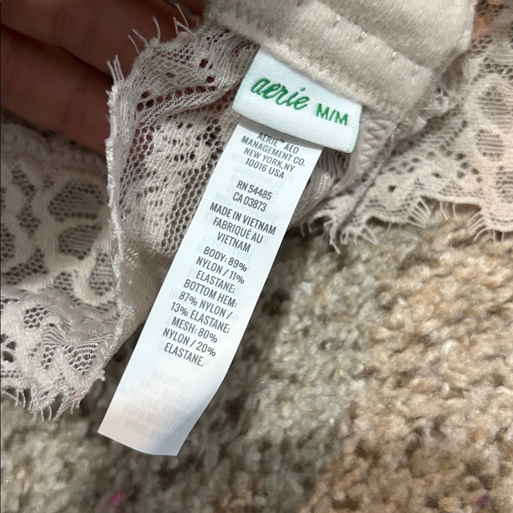 Aerie Lace Convertible Adjustable Bra Size Medium | Lacey | feminine | boho | - Picture 4 of 4